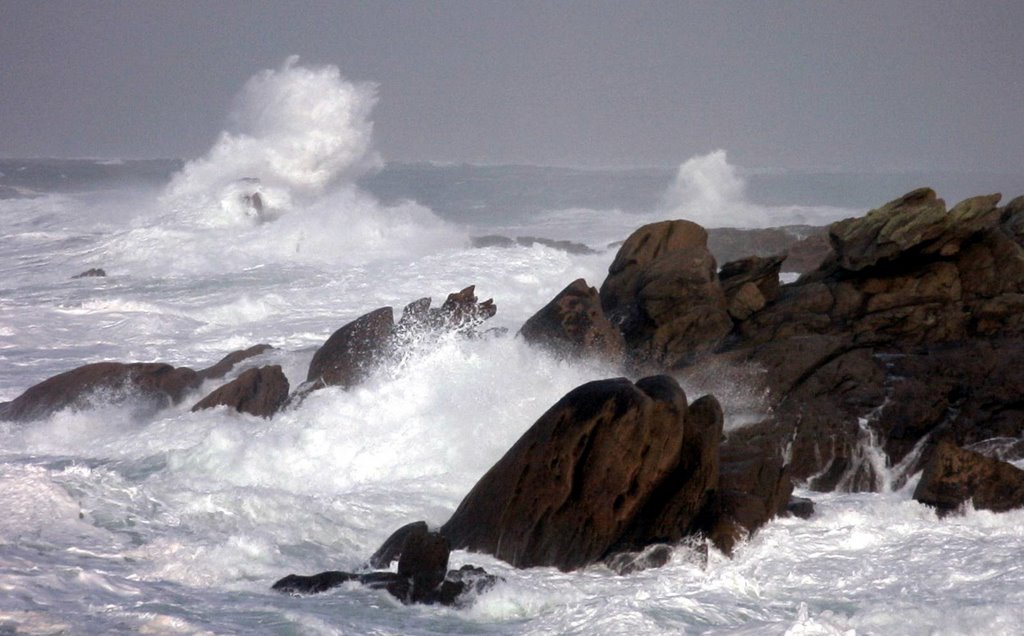 Tempête sur les rochers de St Guénolé